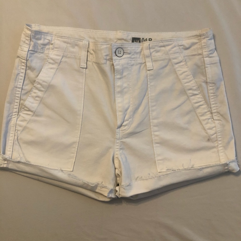 Gap shorts